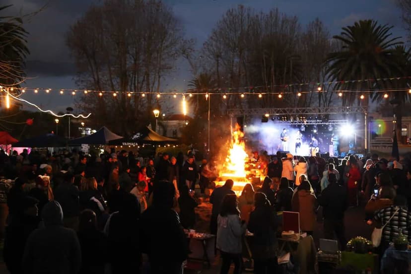 Celebración de las hogueras de San Juan